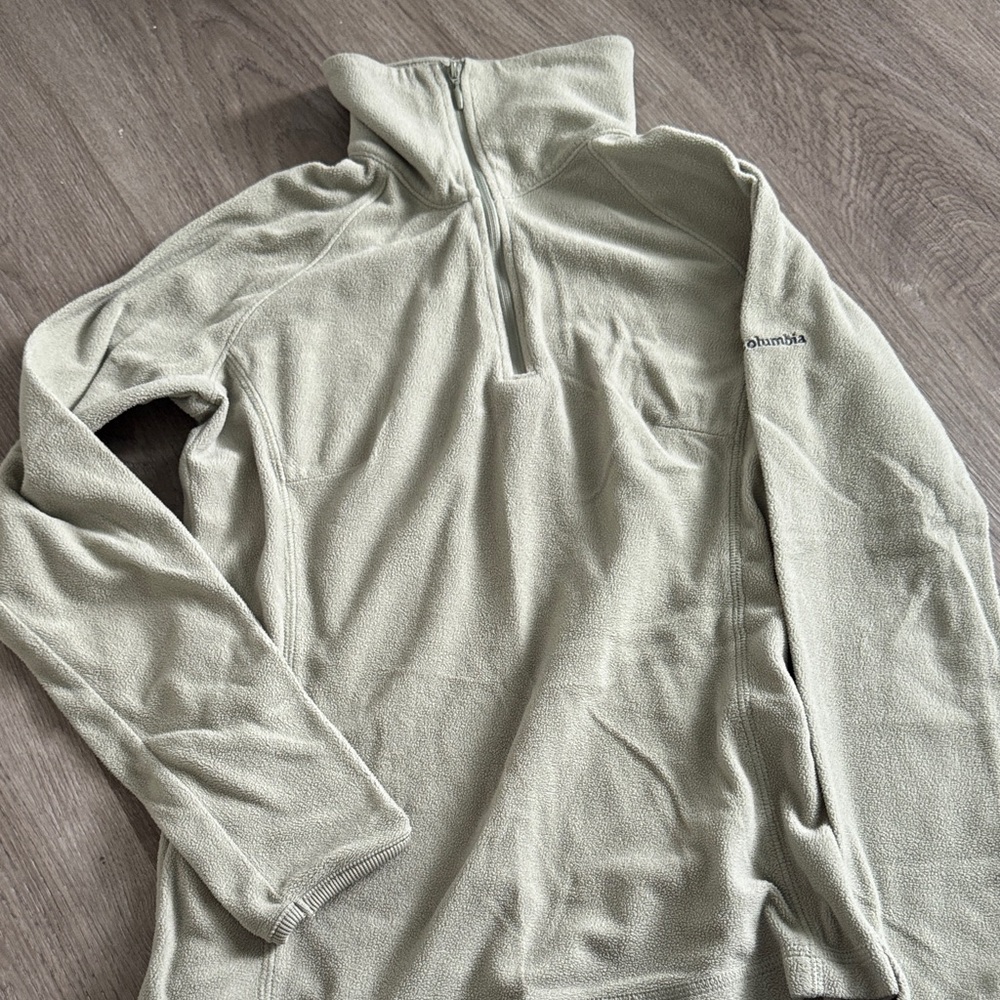 Columbia Women's Zip-Up Jacket in Sage